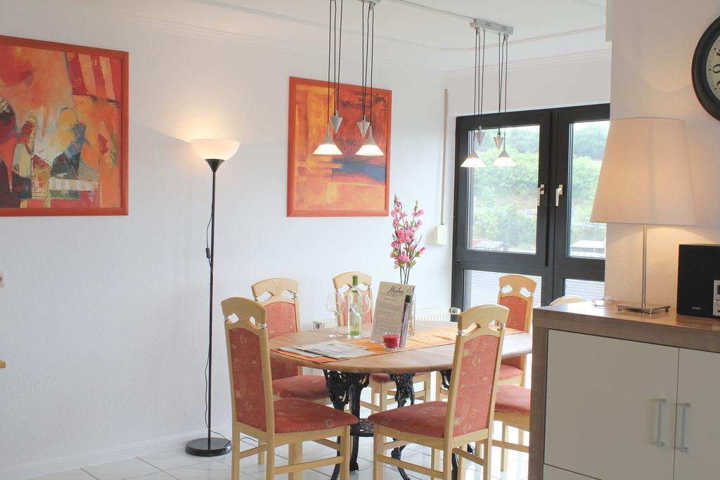 Ferienwohnung Seeblick Schalkenmehren Habitación foto